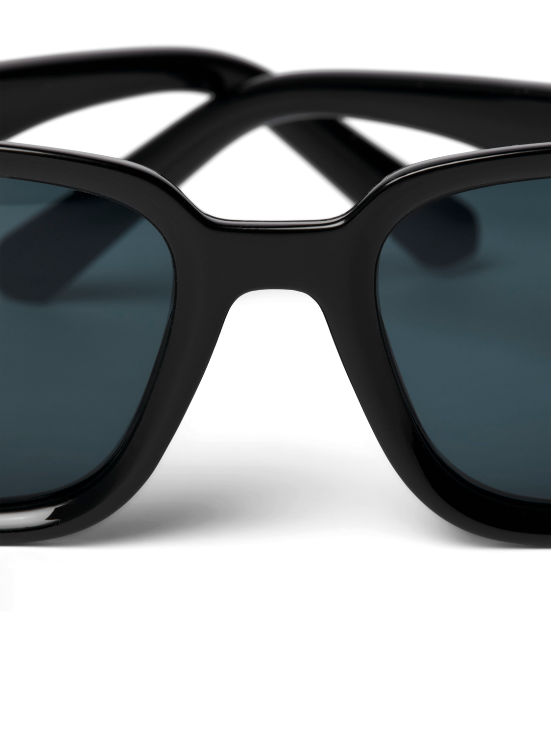 JACPONTUS Sunglasses - Black